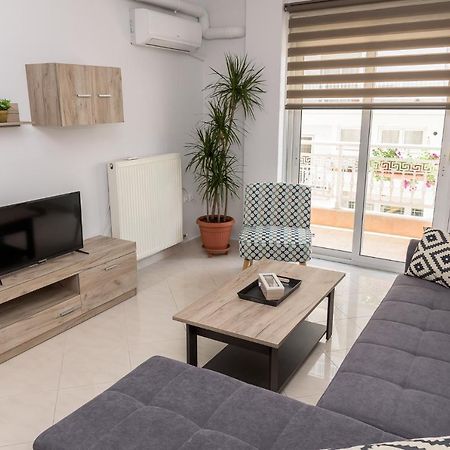 Sergios Apartments 13 アレクサンドルポリス エクステリア 写真
